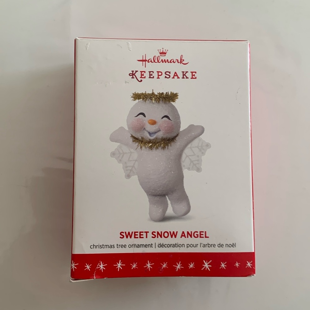 Hallmark keepsake, sweet snow angel 2016 ornament